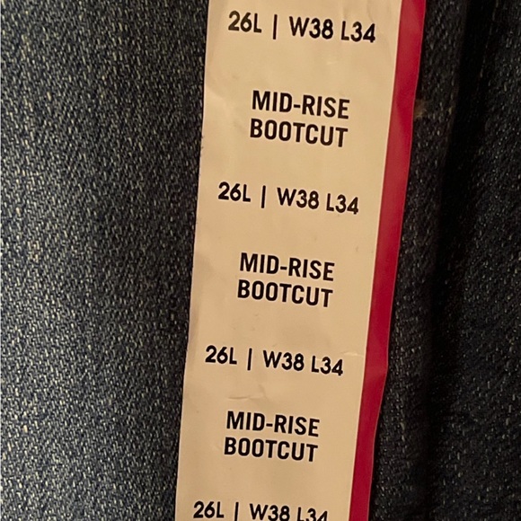 New with tag 
Levi's Strauss Signature Modern Boot Cut Jeans Women's 38x34 Dark - Picture 4 of 9